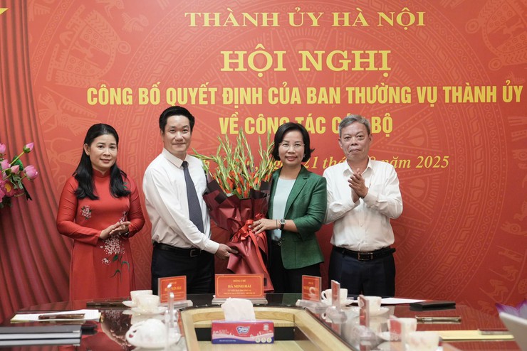 Đồng chí Nguyễn Huy Cường được điều động làm Bí thư Đảng ủy phường Thanh Xuân- Ảnh 3.