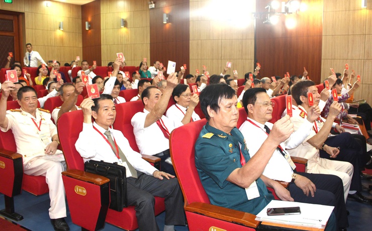 239 đại biểu tham dự Đại hội đại biểu Đảng bộ phường Vĩnh Tuy lần thứ I- Ảnh 2.