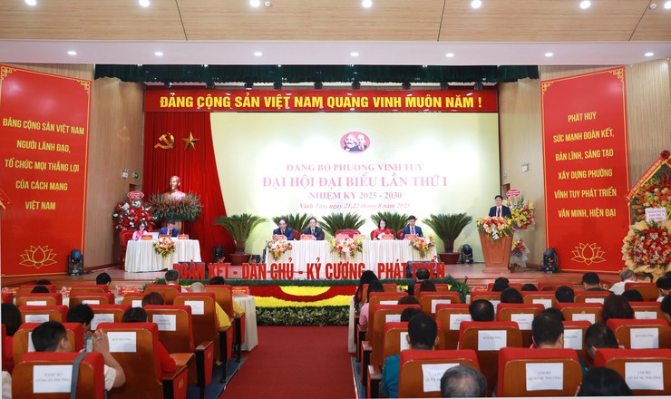 Phường Vĩnh Tuy: Lấy chuyển đổi số là đột phá chiến lược, nâng cao chất lượng phục vụ người dân- Ảnh 1.