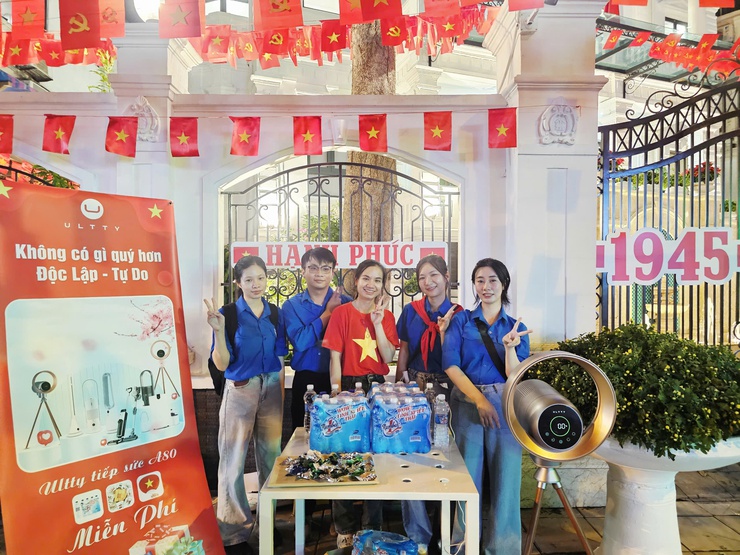 Nhiều hoạt động ý nghĩa tại Trung tâm Báo chí Thủ đô Hà Nội dịp Quốc khánh 2/9- Ảnh 14.