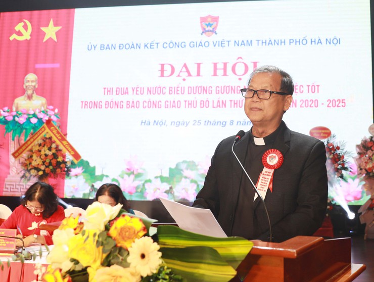 Phát động phong trào thi đua yêu nước trong đồng bào Công giáo Thủ đô lần thứ VII- Ảnh 8.