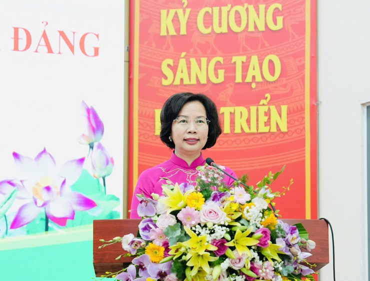 Phương Liệt: 245 đảng viên được trao Huy hiệu Đảng đợt 2/9- Ảnh 4.
