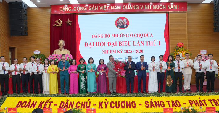 Xây dựng phường Ô Chợ Dừa văn minh, hiện đại vì hạnh phúc Nhân dân trong kỷ nguyên mới- Ảnh 5.