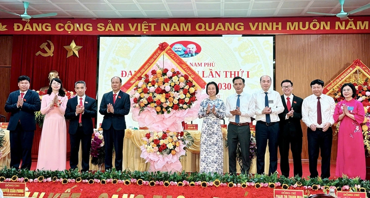 Xã Nam Phù: Tạo điểm nhấn, phát triển các không gian sinh thái dọc sông Hồng- Ảnh 1.