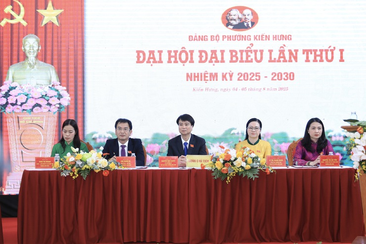 Xây dựng phường Kiến Hưng trở thành đô thị phát triển giàu đẹp, văn minh, hiện đại- Ảnh 2.