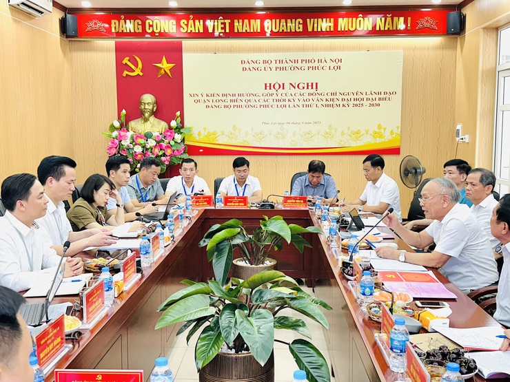 Phường Phúc Lợi góp ý dự thảo Báo cáo chính trị trình Đại hội Đảng bộ phường lần thứ I, nhiệm kỳ 2025-2030- Ảnh 1.