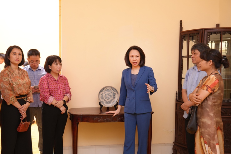 Hà Nội chuẩn bị trang trọng cho Lễ gắn biển và Trưng bày tại di tích lưu niệm 48 Hàng Ngang- Ảnh 4.