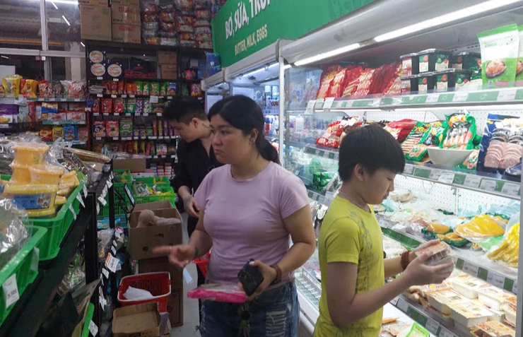 Thị trường bán lẻ và vận tải Hà Nội tăng trưởng tích cực- Ảnh 1.