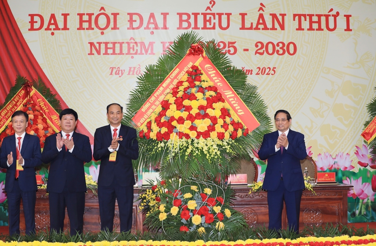 Thủ tướng Chính phủ Phạm Minh Chính dự Đại hội đại biểu lần thứ I Đảng bộ phường Tây Hồ- Ảnh 3.