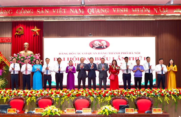 Bí thư Thành ủy Bùi Thị Minh Hoài: Đẩy mạnh cải cách hành chính trong công tác Đảng, đổi mới theo hướng số hóa, minh bạch, hiệu quả- Ảnh 6.