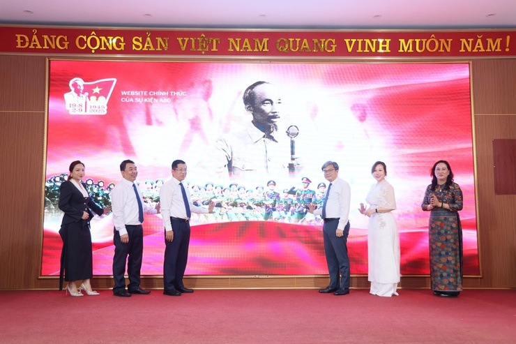 Hà Nội ra mắt nền tảng số A80: Tuyên ngôn văn hóa số của Thủ đô trong kỷ nguyên mới- Ảnh 4.