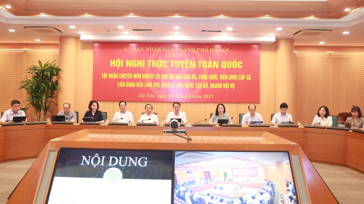 Ngành Nội vụ: Nắm bắt thực tiễn để chính quyền 2 cấp vận hành trơn tru, thông suốt- Ảnh 2.