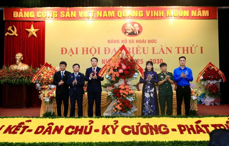 Hoài Đức cần tập trung phát triển kinh tế nhanh và bền vững gắn với bảo đảm an sinh xã hội- Ảnh 2.