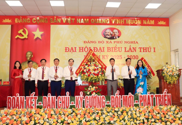 Xã Phú Nghĩa: Nỗ lực trở thành trung tâm công nghiệp - dịch vụ - làng nghề xanh, thông minh- Ảnh 3.