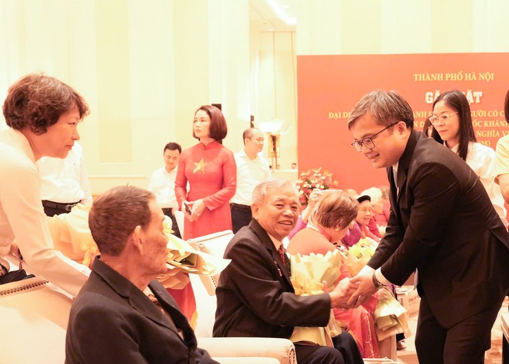 Hà Nội gặp mặt, tri ân Mẹ Việt Nam Anh hùng, Người có công với cách mạng nhân dịp 80 năm Quốc khánh 2/9- Ảnh 9.