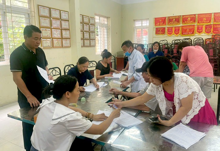Phường Xuân Đỉnh chi trả hơn 4,9 tỷ đồng tiền quà Quốc khánh 2/9 cho Nhân dân- Ảnh 2.