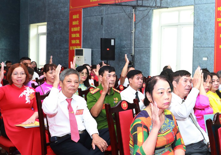 Khai mạc phiên thứ nhất, Đại hội đại biểu MTTQ Việt Nam phường Vĩnh Hưng lần thứ I, nhiệm kỳ 2025-2030- Ảnh 2.