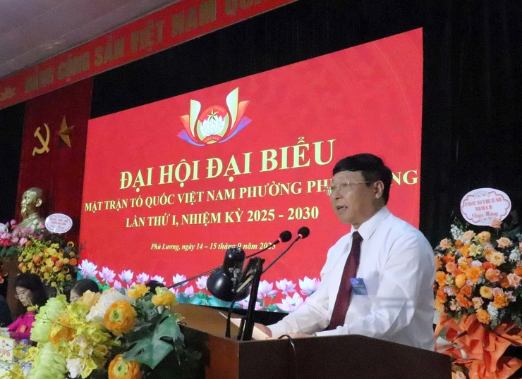 Đồng chí Tạ Thị Nhẫn giữ chức Chủ tịch Ủy ban MTTQ Việt Nam phường Phú Lương nhiệm kỳ 2025-2030- Ảnh 3.