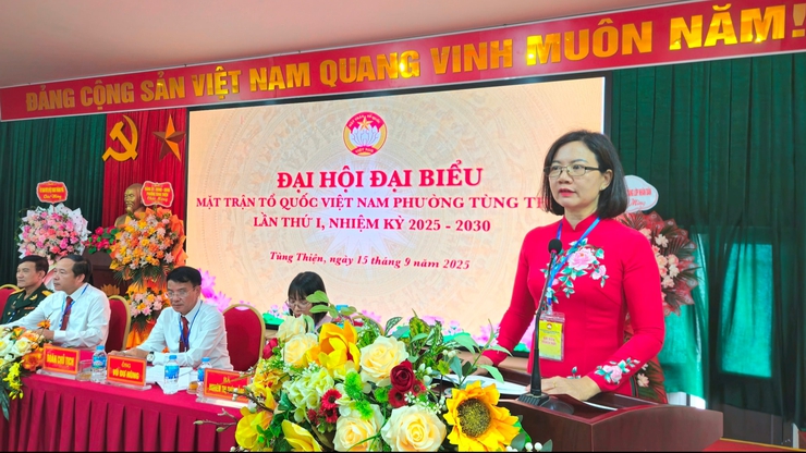 Đồng chí Vũ Dư Hùng giữ chức Chủ tịch Ủy ban MTTQ Việt Nam phường Tùng Thiện nhiệm kỳ 2025-2030- Ảnh 7.