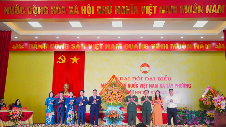 Đại hội đại biểu Mặt trận Tổ quốc Việt Nam xã Tây Phương lần thứ I thành công tốt đẹp- Ảnh 1.