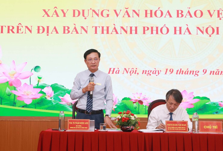 Bàn giải pháp xây dựng văn hóa bảo vệ môi trường trên địa bàn Thủ đô- Ảnh 4.