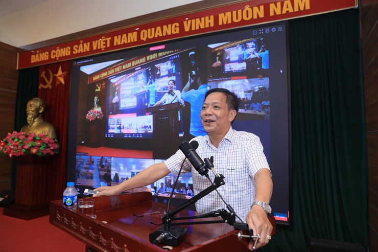 Phú Thượng ứng dụng chuyển đổi số trong quán triệt Nghị quyết Đại hội Đảng bộ phường- Ảnh 9.