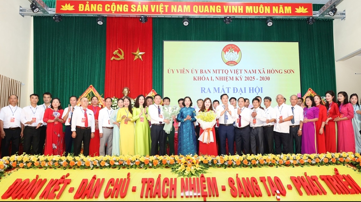 Khơi dậy sức mạnh toàn dân, MTTQ xã Hồng Sơn xác định ba khâu đột phá- Ảnh 5.