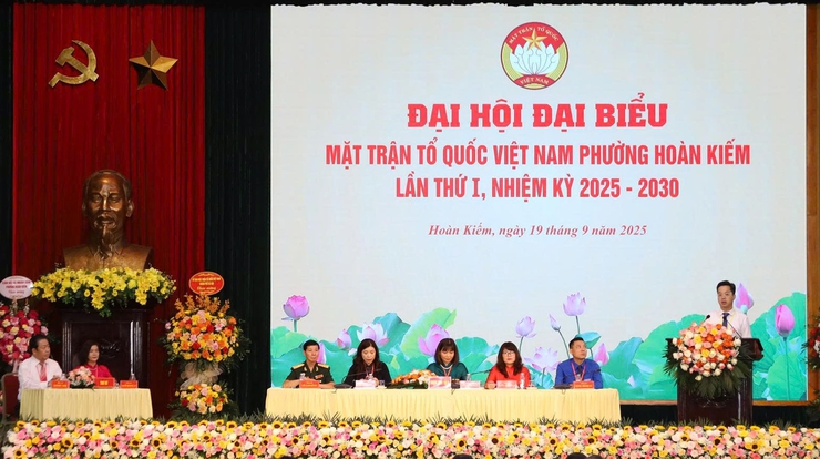 MTTQ phường Hoàn Kiếm cần triển khai tích cực nền tảng “Mặt trận số”, gắn với xây dựng công dân số, chính quyền số, xã hội số- Ảnh 6.