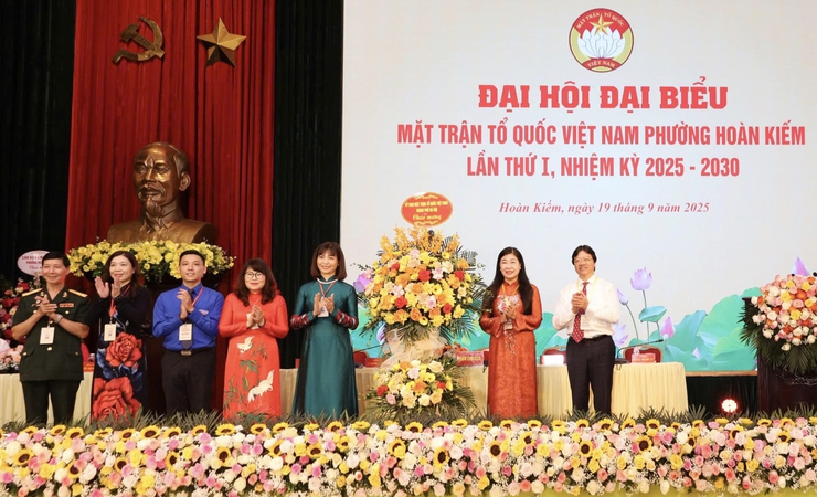 MTTQ phường Hoàn Kiếm cần triển khai tích cực nền tảng “Mặt trận số”, gắn với xây dựng công dân số, chính quyền số, xã hội số- Ảnh 2.