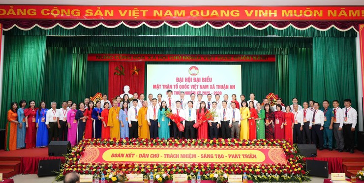 Đại hội đại biểu Ủy ban MTTQ xã Thuận An nhiệm kỳ 2025-2030: Khẳng định vai trò nòng cốt của khối đại đoàn kết toàn dân- Ảnh 7.