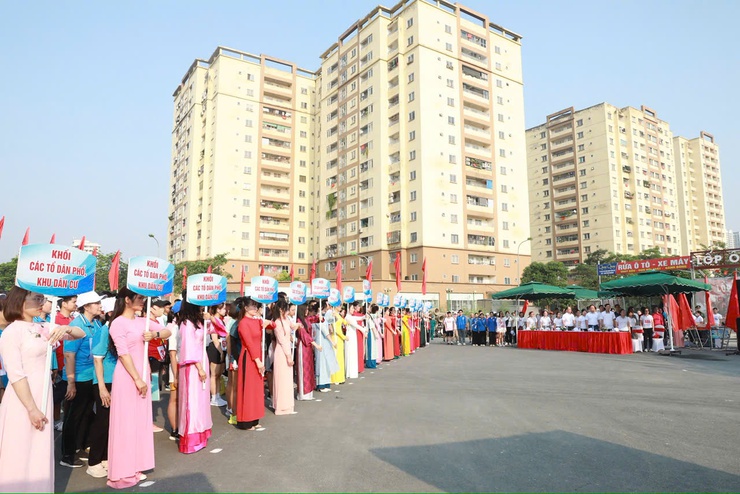 Phường Tương Mai: Hơn 400 vận động viên tranh tài Chung kết Giải chạy Báo Hànộimới lần thứ I - Vì hòa bình năm 2025- Ảnh 1.