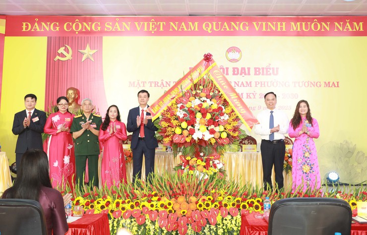 Chủ tịch Ủy ban MTTQ Việt Nam Thành phố dự Đại hội đại biểu MTTQ Việt Nam phường Tương Mai- Ảnh 2.