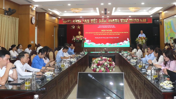Bà Trần Lưu Quỳnh được tín nhiệm giữ chức Chủ tịch Công đoàn phường Hai Bà Trưng- Ảnh 1.