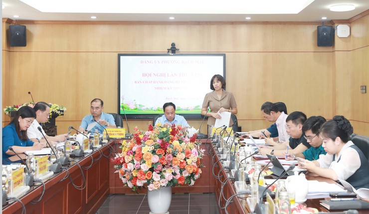 Phường Bạch Mai thực hiện quyết liệt, đồng bộ các giải pháp hoàn thành chỉ tiêu, nhiệm vụ năm- Ảnh 3.