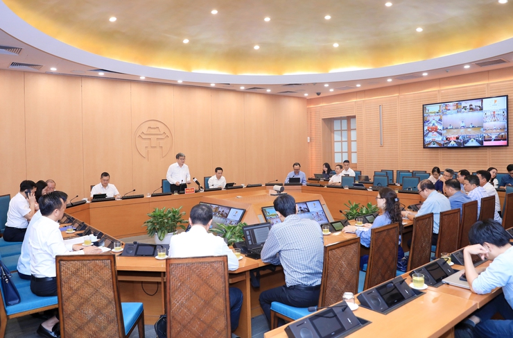 Thủ tướng Chính phủ: Các bộ, ngành địa phương tập trung hoàn thành cơ sở dữ liệu đơn vị mình trong năm 2025- Ảnh 4.