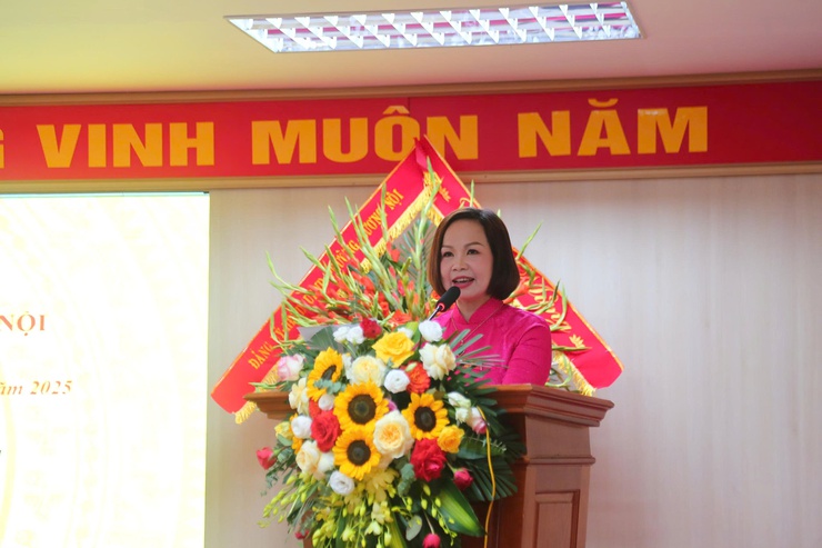 Đồng chí Lại Hà Phương giữ chức Chủ tịch Ủy ban MTTQ Việt Nam phường Dương Nội- Ảnh 2.