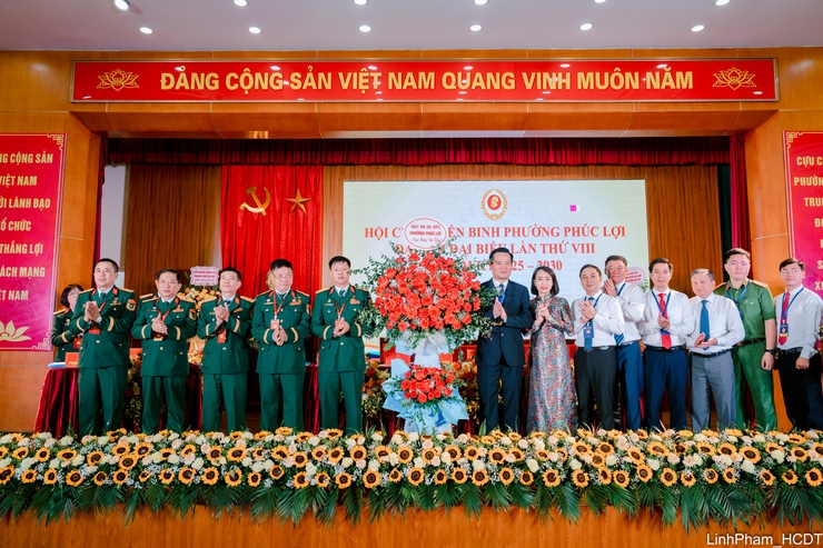 Phát huy phẩm chất “Bộ đội Cụ Hồ”, Hội Cựu chiến binh phường Phúc Lợi bước vào nhiệm kỳ mới- Ảnh 8.