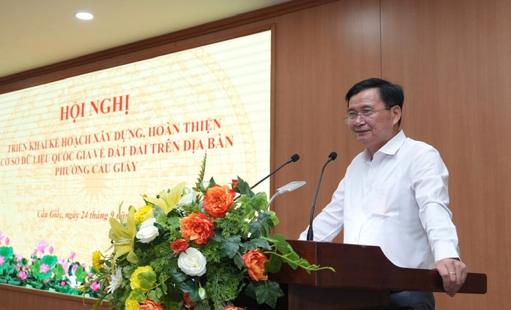 Cầu Giấy thúc đẩy chuyển đổi số với kế hoạch làm giàu, làm sạch cơ sở dữ liệu đất đai- Ảnh 1.