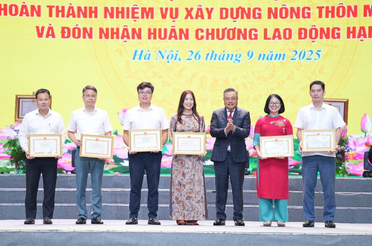 Hà Nội hoàn thành nhiệm vụ xây dựng Nông thôn mới, đón nhận Huân chương Lao động hạng Nhất- Ảnh 13.