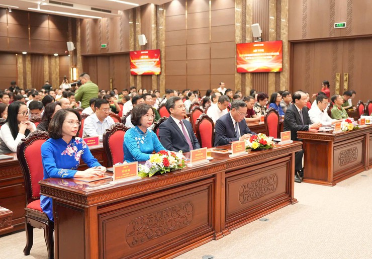 Trao giải Cuộc thi chính luận bảo vệ nền tảng tư tưởng của Đảng lần thứ Năm- Ảnh 1.
