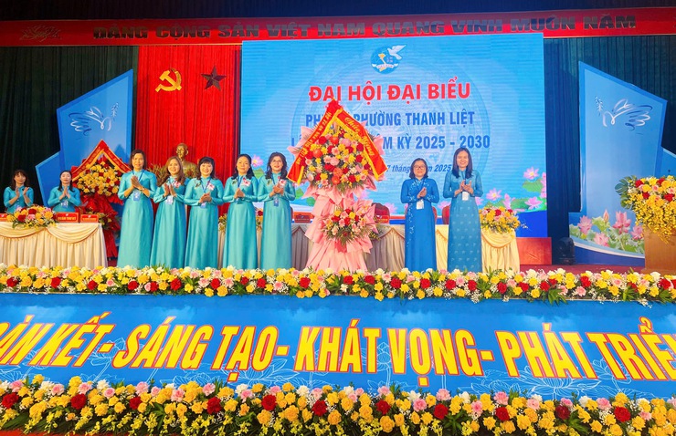 Đồng chí Bùi Thị Phương Hoa được chỉ định Chủ tịch Hội LHPN phường Thanh Liệt- Ảnh 1.