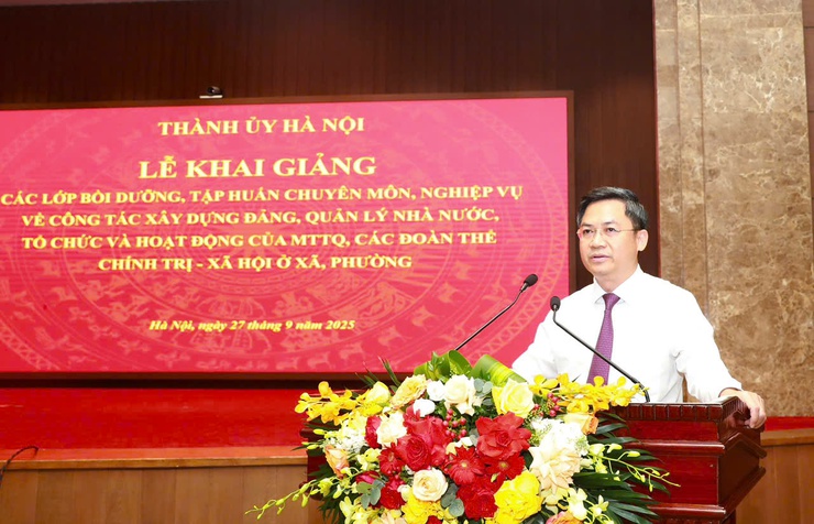 Tập huấn chuyên môn, nghiệp vụ công tác xây dựng Đảng, quản lý nhà nước, MTTQ và các đoàn thể cho 373 lãnh đạo xã, phường- Ảnh 2.