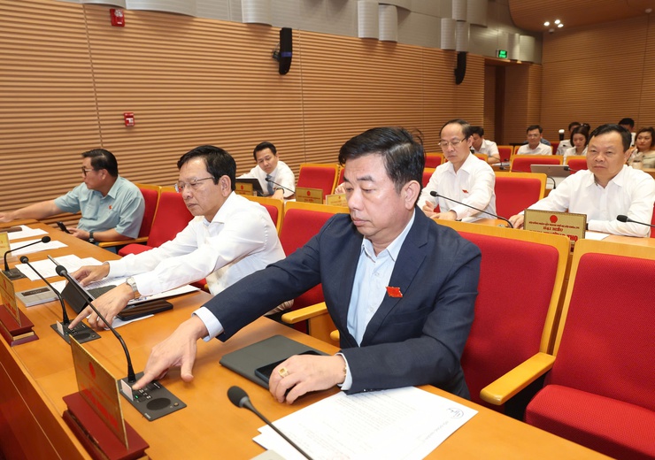 Phân cấp nguồn thu, nhiệm vụ chi: Giảm đầu mối, tầng nấc, giải quyết kịp thời, phục vụ tốt hơn người dân, tổ chức- Ảnh 4.
