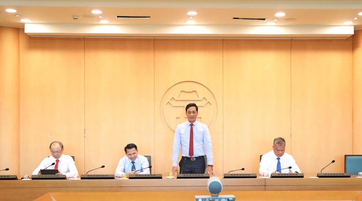 Công bố quyết định công tác cán bộ tại Văn phòng UBND Thành phố- Ảnh 2.