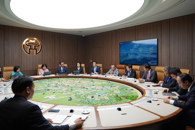 Hà Nội và UNDP ký kết hợp tác về chuyển đổi xanh, phát triển kinh tế hiện đại- Ảnh 2.