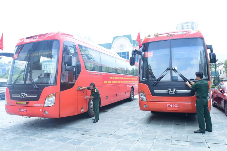Bộ Tư lệnh Thủ đô Hà Nội tổng kết thực hiện nhiệm vụ phục vụ A80- Ảnh 2.