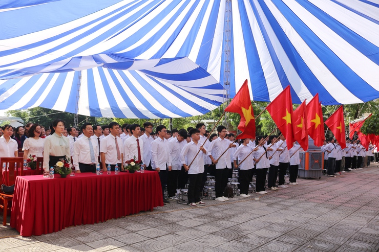 Quốc Oai tưng bừng tổ chức lễ khai giảng năm học 2025-2026- Ảnh 1.