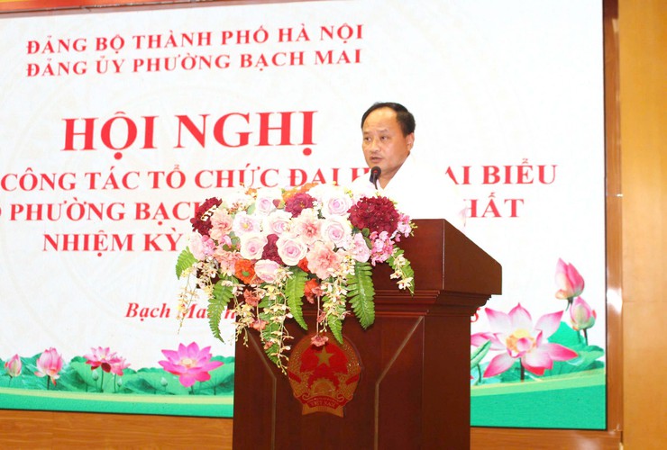 Phường Bạch Mai: 18 tập thể, 61 cá nhân được khen thưởng trong công tác tổ chức, phục vụ Đại hội- Ảnh 1.
