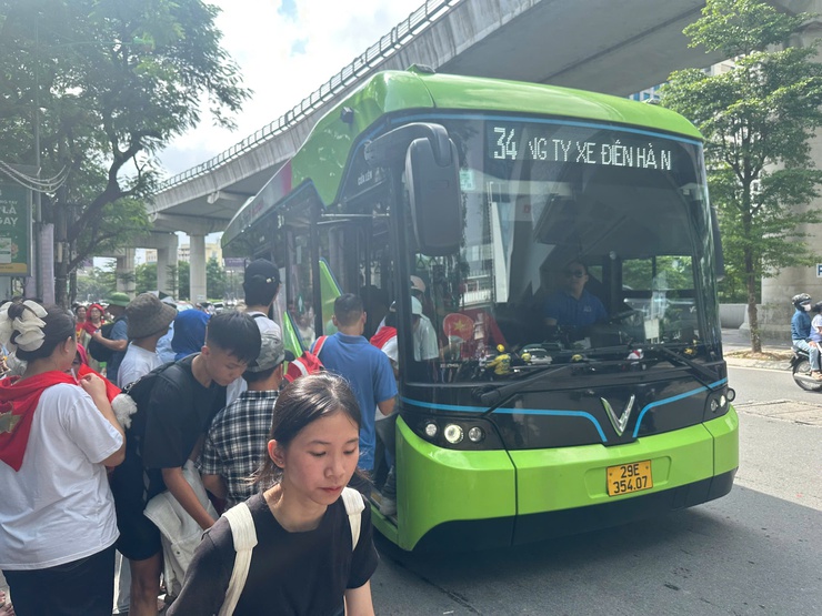 Transerco phục vụ 672.448 lượt hành khách trong dịp Đại lễ A80- Ảnh 2.