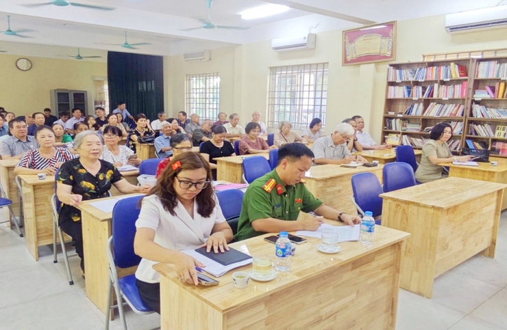 Đổi mới sinh hoạt Chi bộ ở Tây Hồ: Bám sát thực tiễn, phát huy dân chủ- Ảnh 5.